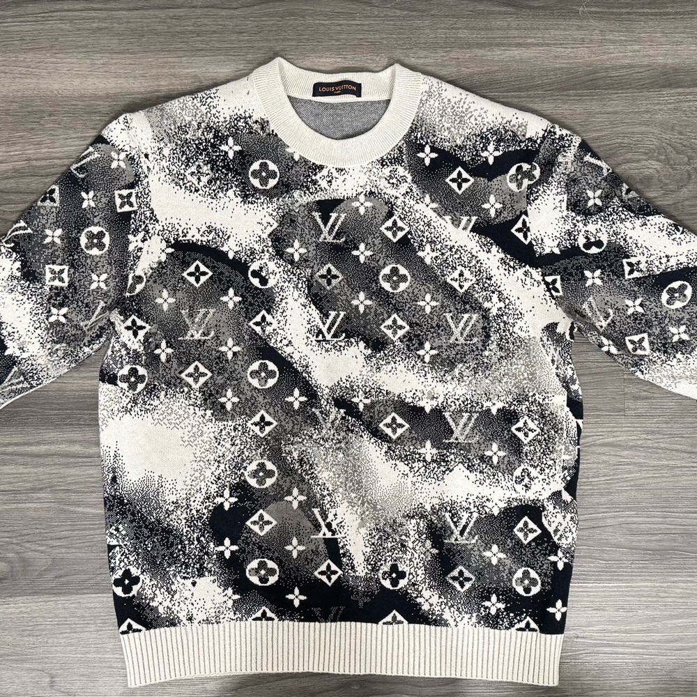 Louis Vuitton Monogram Black and White Crewneck Sweater